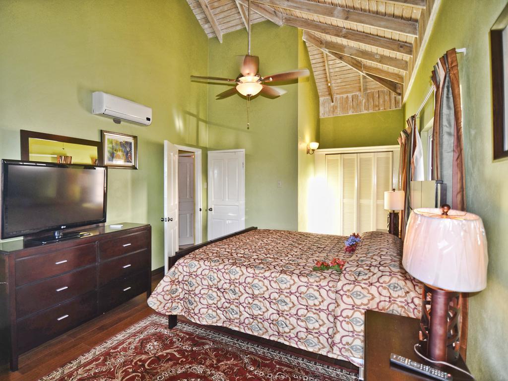 Tropical Lagoon Resort Порт-Антонио Экстерьер фото